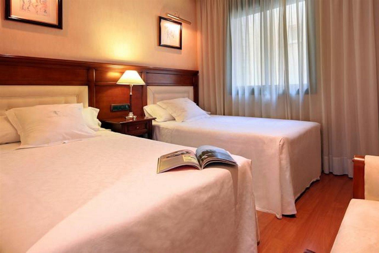 Apartaments-Hotel Hispanos 7 Suiza Barcelona Eksteriør billede