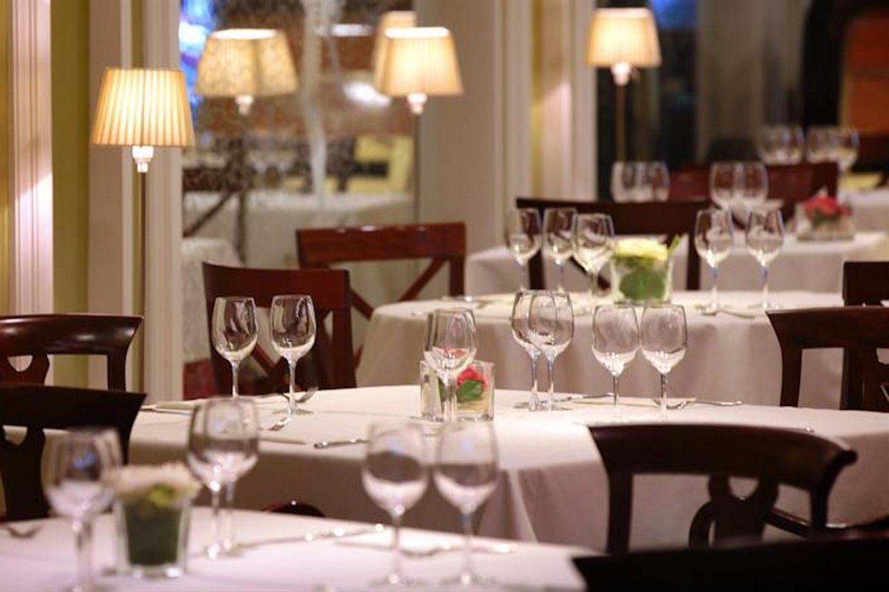 Apartaments-Hotel Hispanos 7 Suiza Barcelona Eksteriør billede