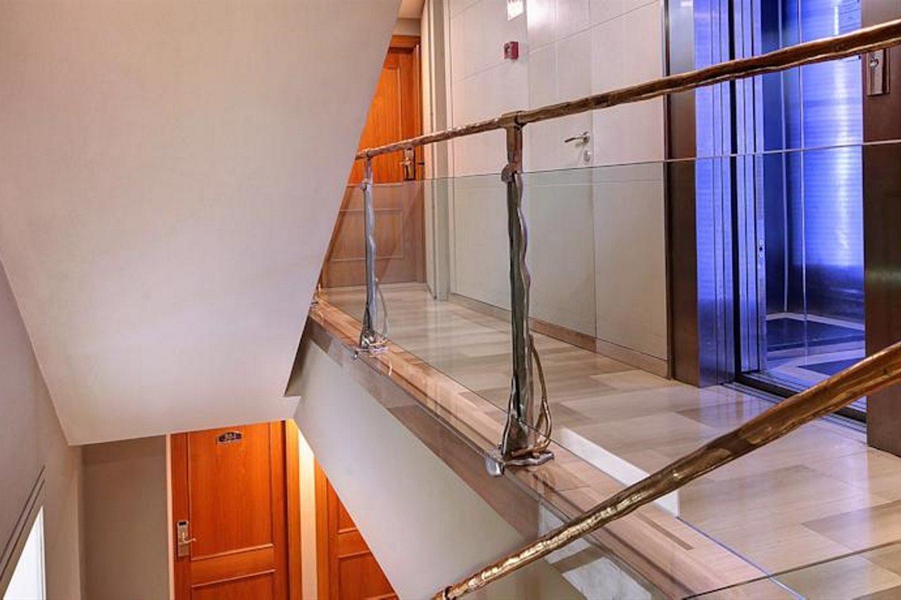 Apartaments-Hotel Hispanos 7 Suiza Barcelona Eksteriør billede