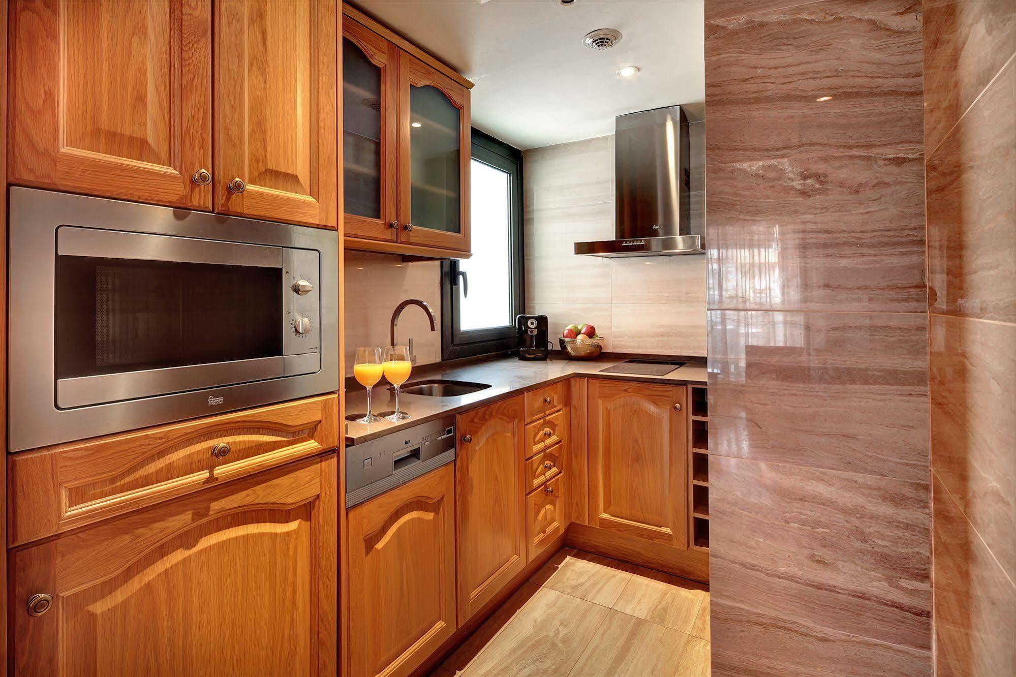 Apartaments-Hotel Hispanos 7 Suiza Barcelona Eksteriør billede