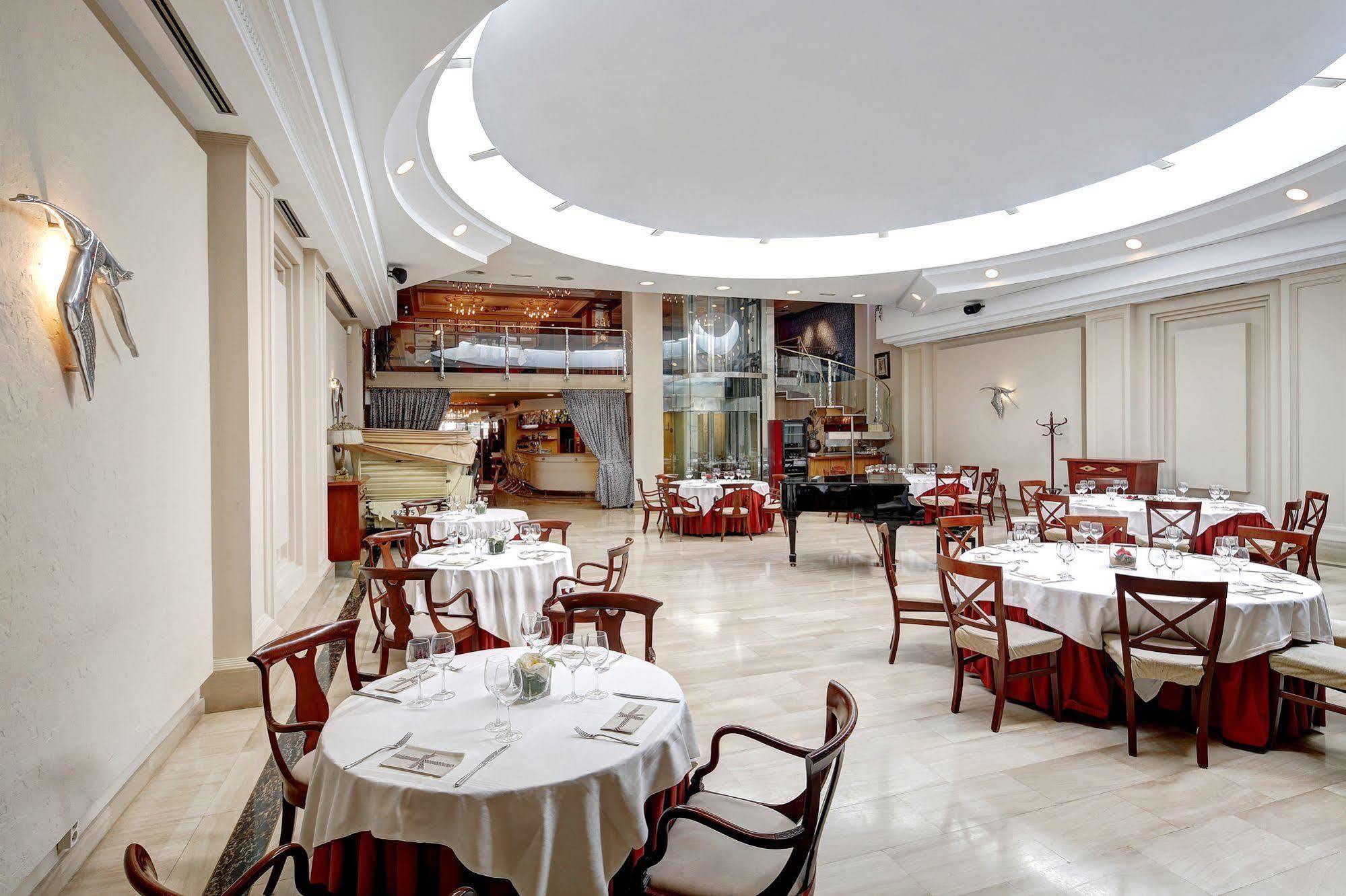 Apartaments-Hotel Hispanos 7 Suiza Barcelona Eksteriør billede