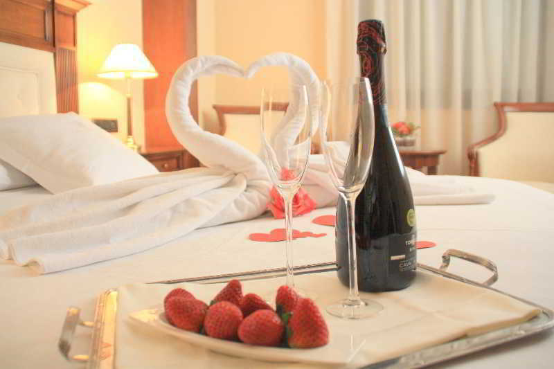 Apartaments-Hotel Hispanos 7 Suiza Barcelona Eksteriør billede